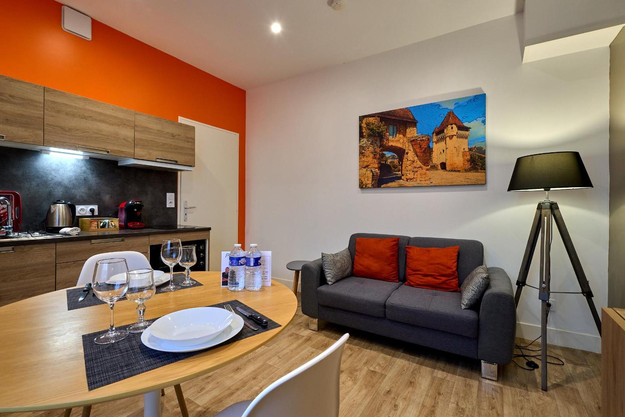 Le Faidherbe Style Appart' Hotel - Wifi Gratuit - Parking Gratuit Calme Et Lumineux Невер Экстерьер фото